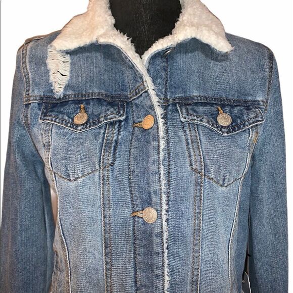 Ci Sono Juniors Distressed Denim Jacket - Picture 2 of 7